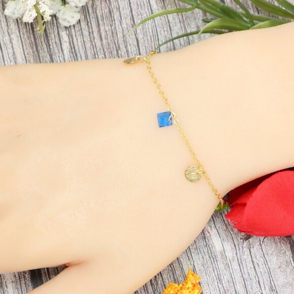 "Trendy Handmade Bracelet – A Stylish Gift for Women & Girls, MAR092136 - Picture 3 of 10